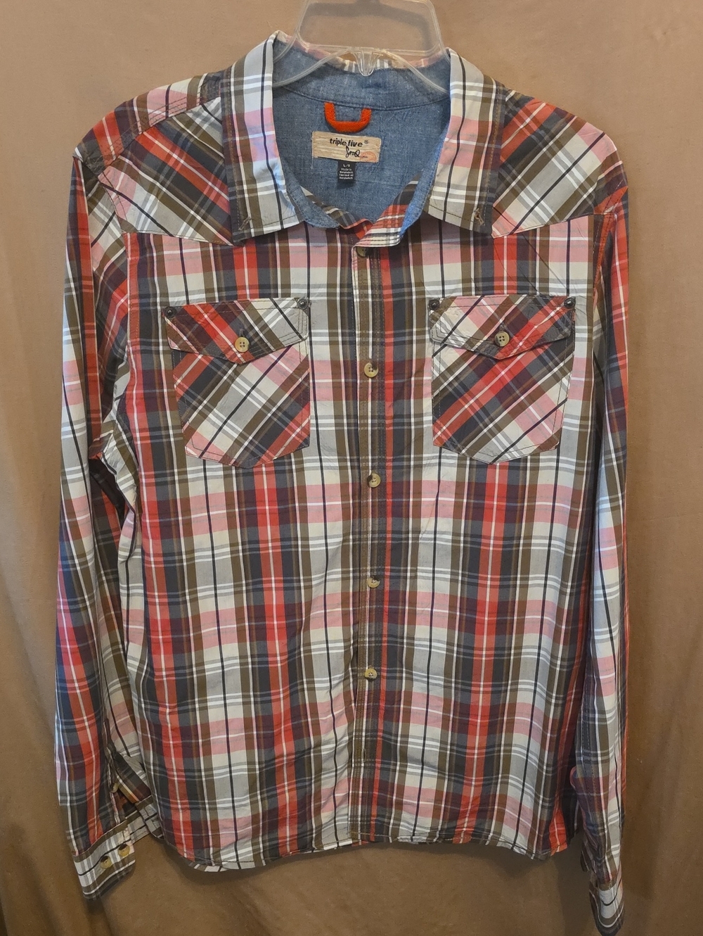 Mens' Long Sleeved Button Down L